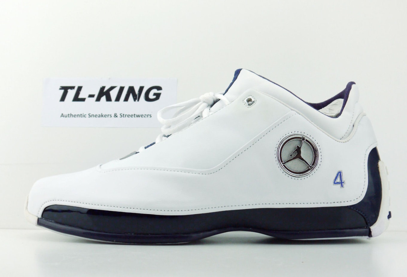 jordan 18 low white