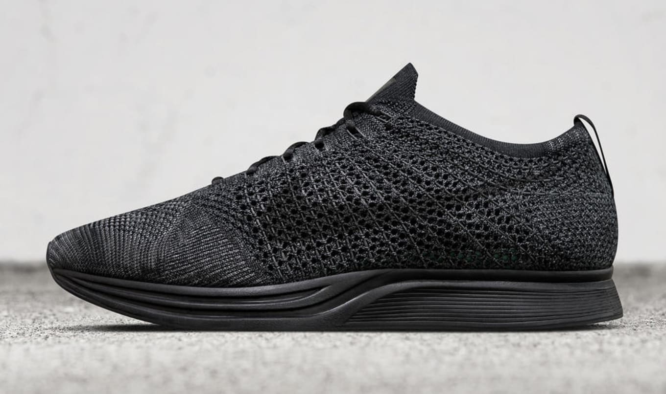 flyknit triple black