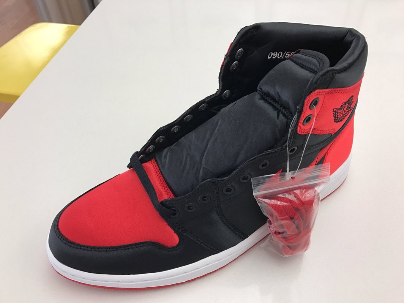 air jordan 1 banned satin