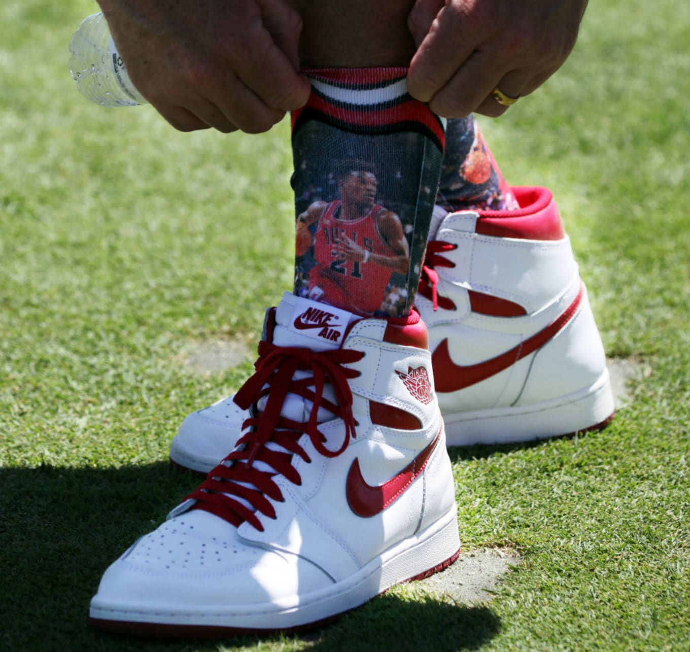 Golf Caddie John Mclaren Wears Air Jordans And Other Nike Sneakers