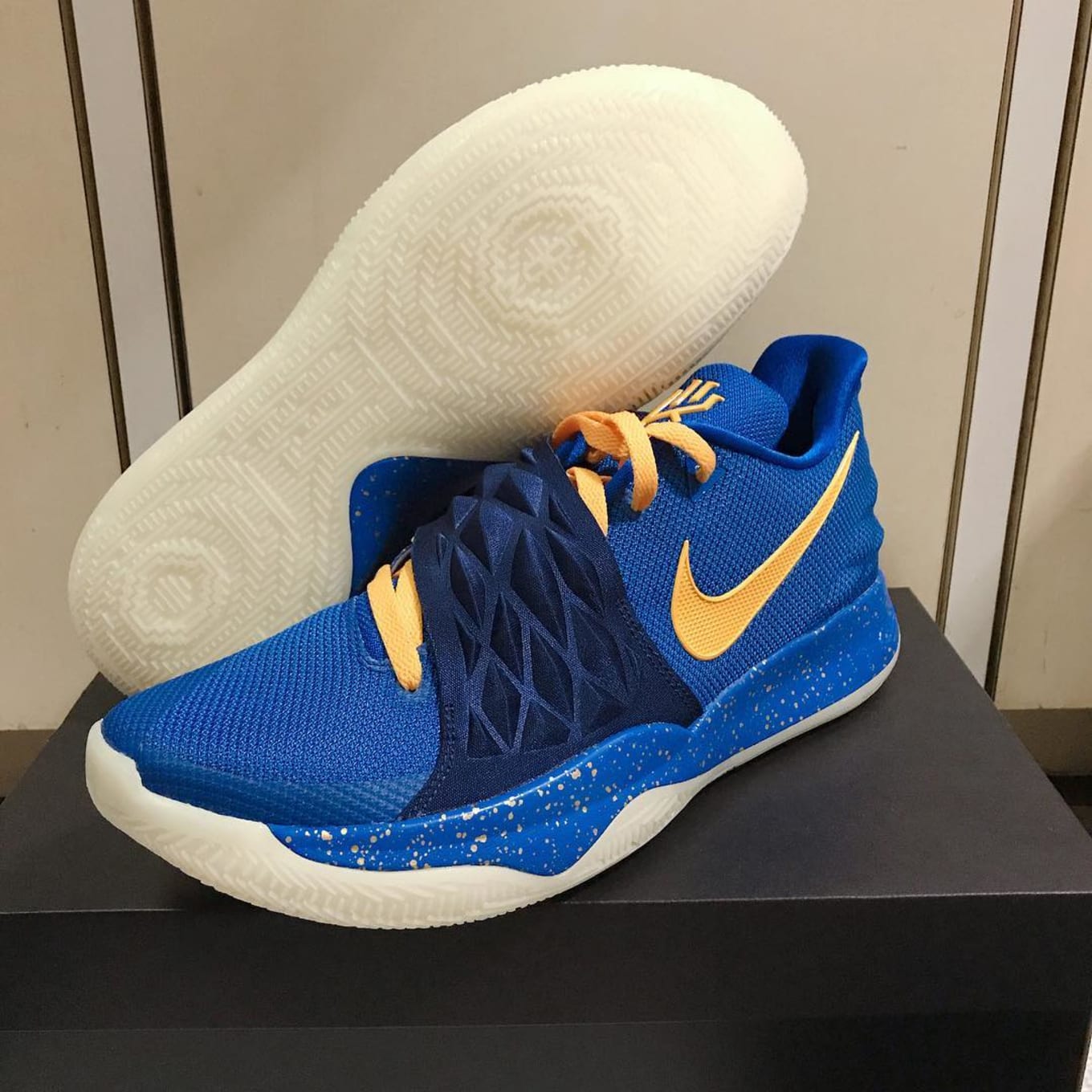 kyrie low id white and gold