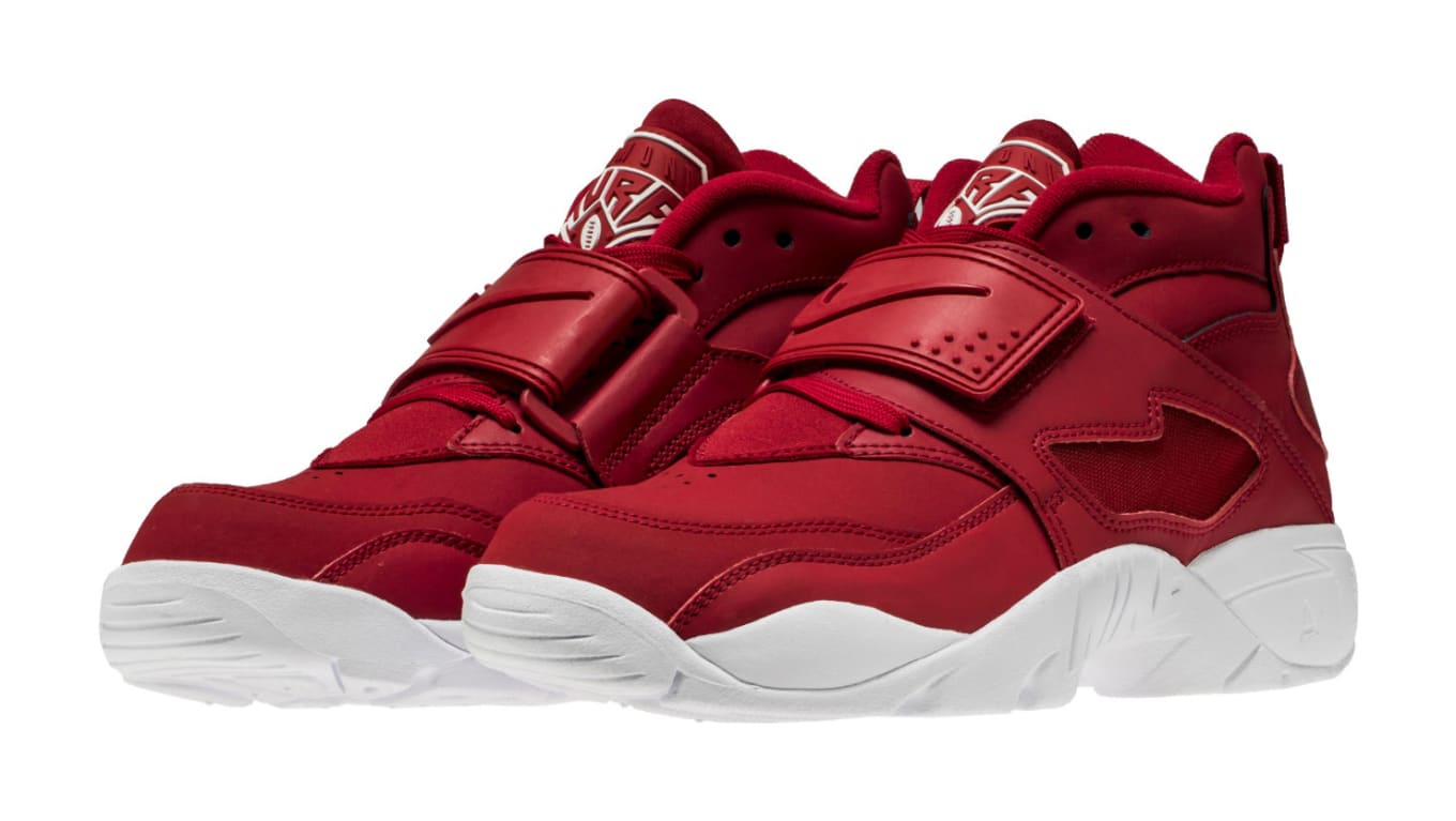 nike diamond turf red