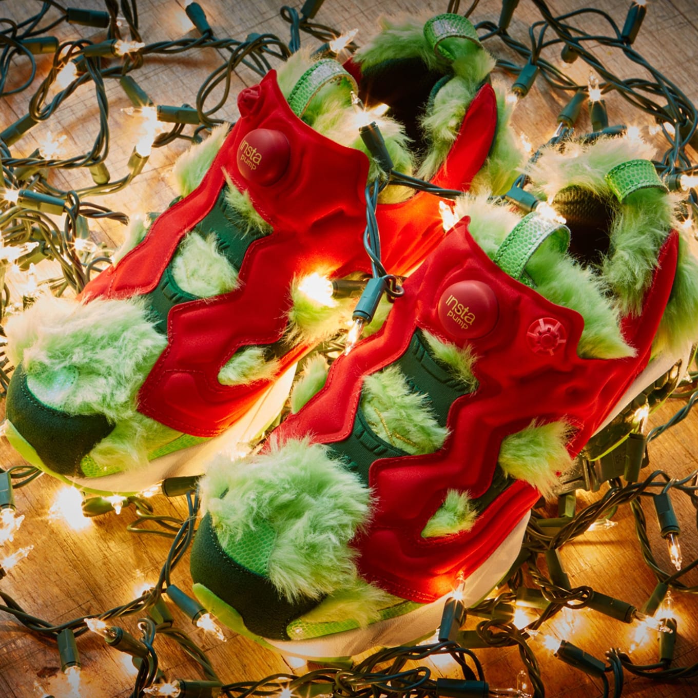 Tog Mundskyl støbt Reebok InstaPump Fury CV "Grinch" On-Feet | Sole Collector