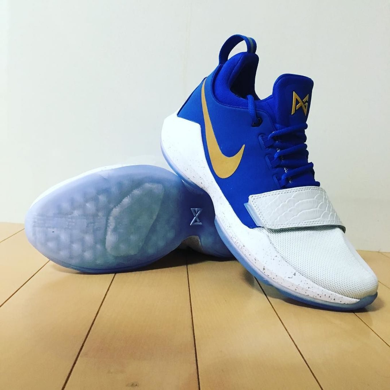 pg 1 white and gold