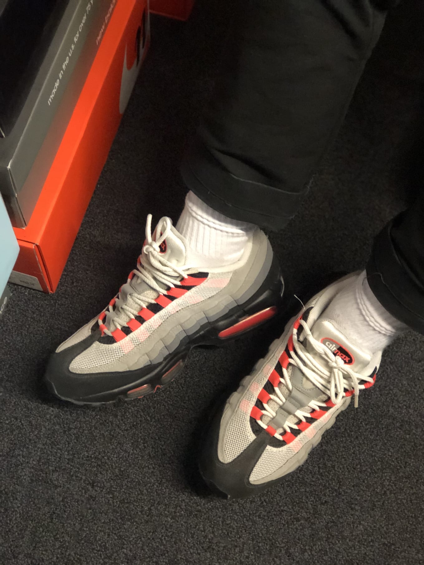 air max 95 solar red outfit