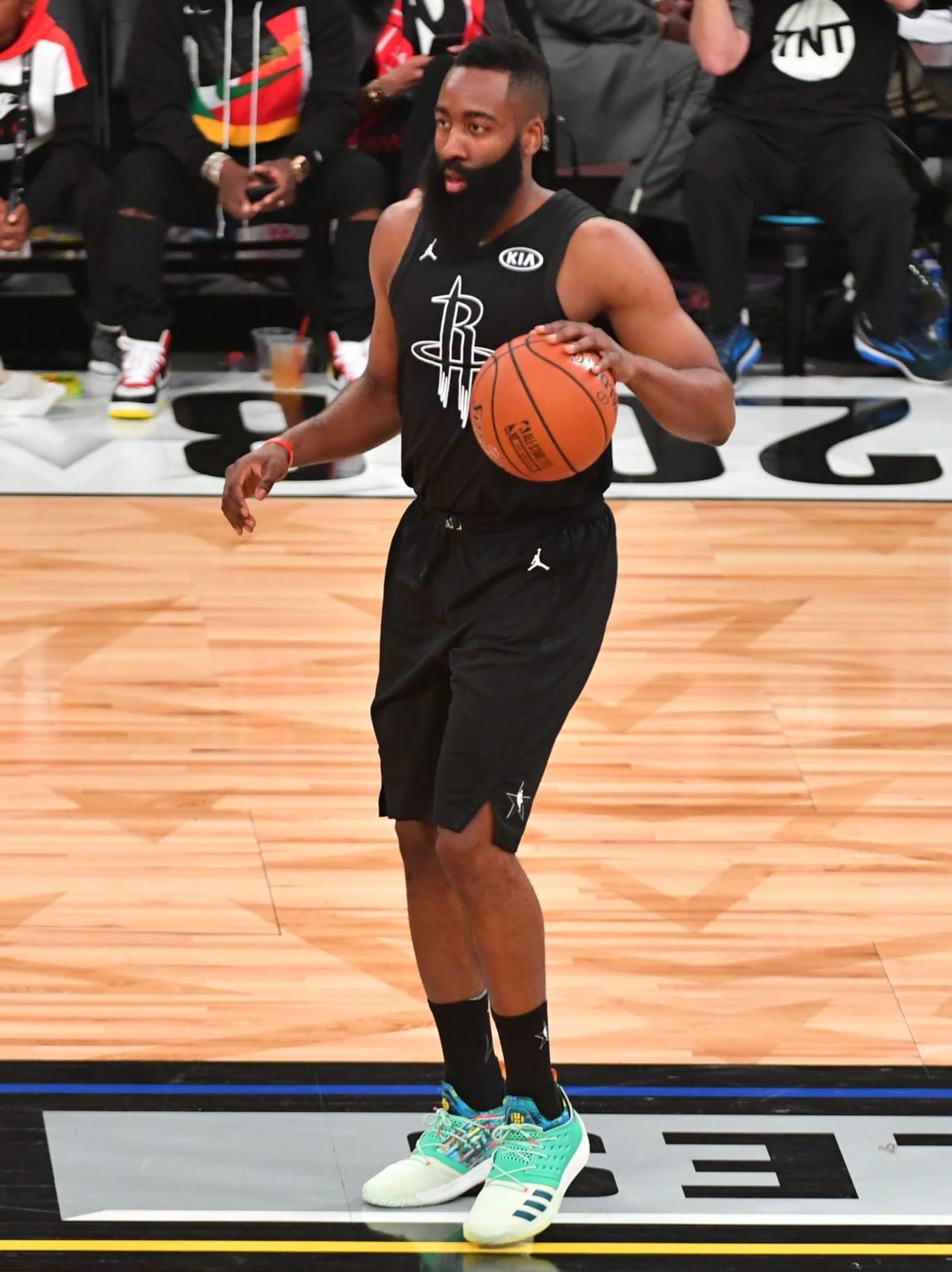 harden vol 2 on court