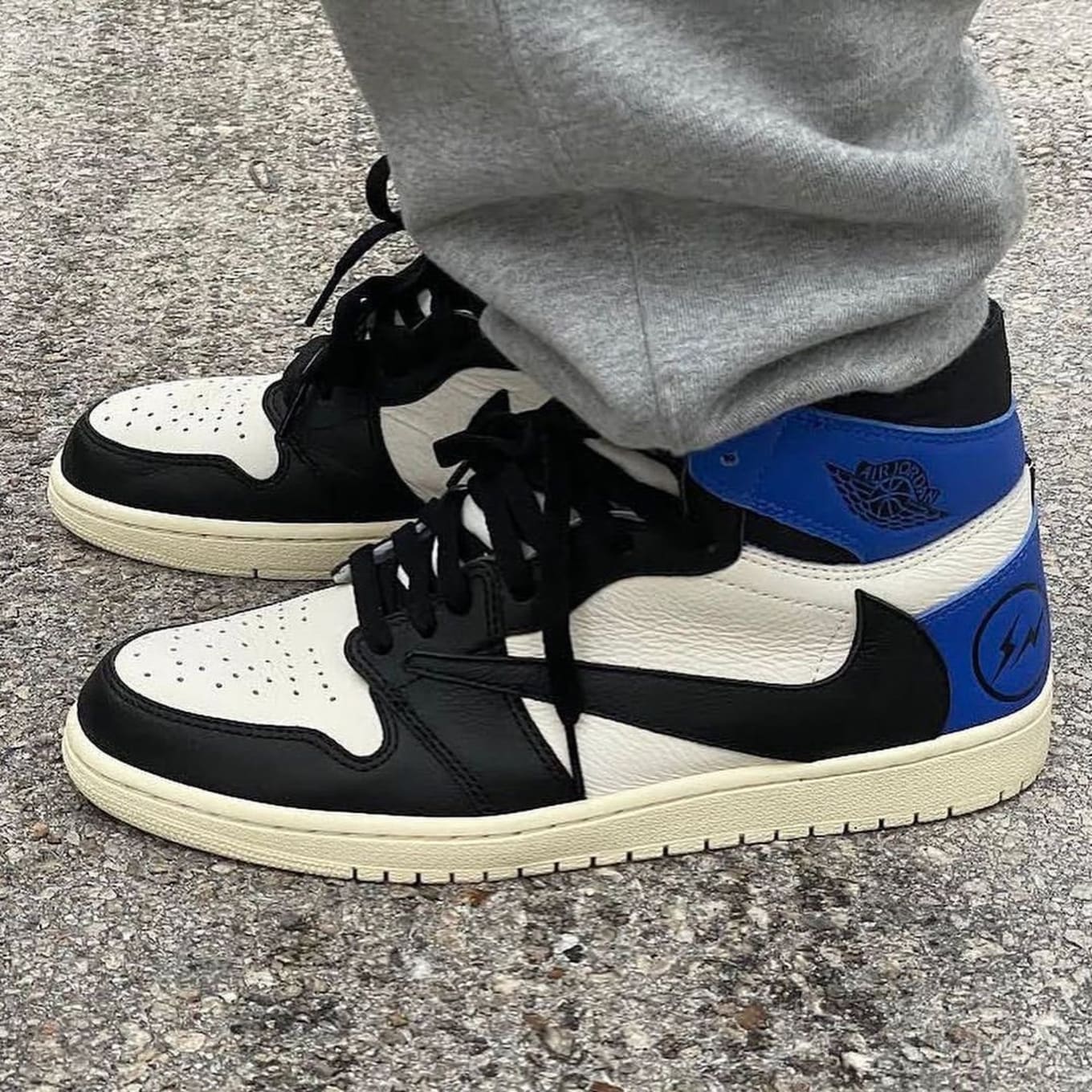 Jordan 1 travis scott fragment sample Clearance
