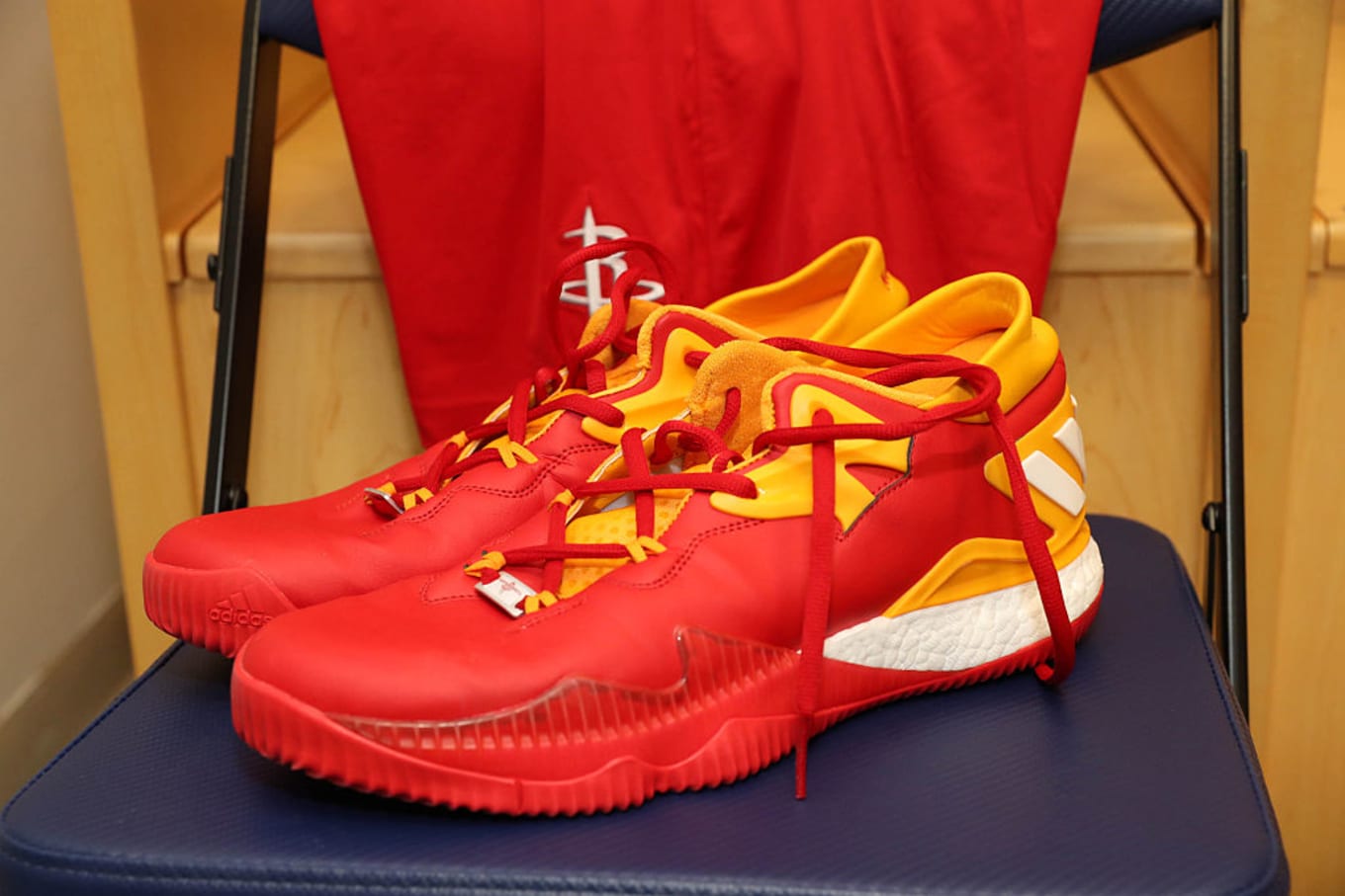 james shoes 2016