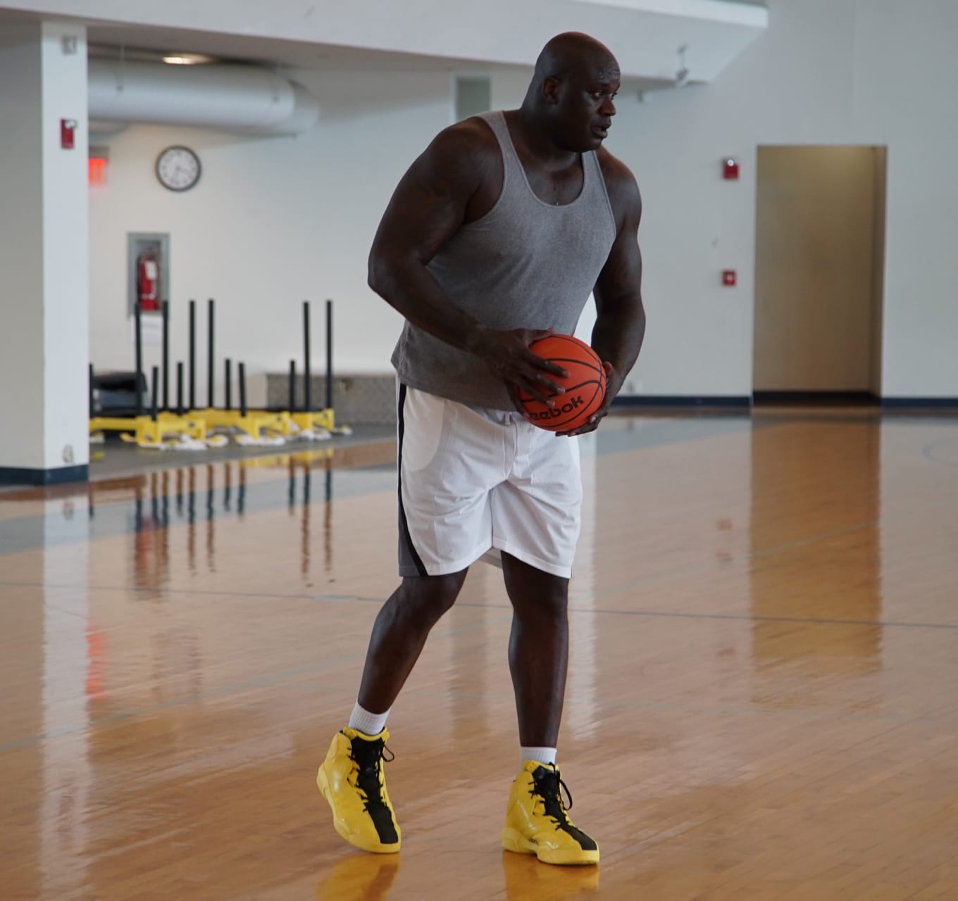 Shaq attaq modern top