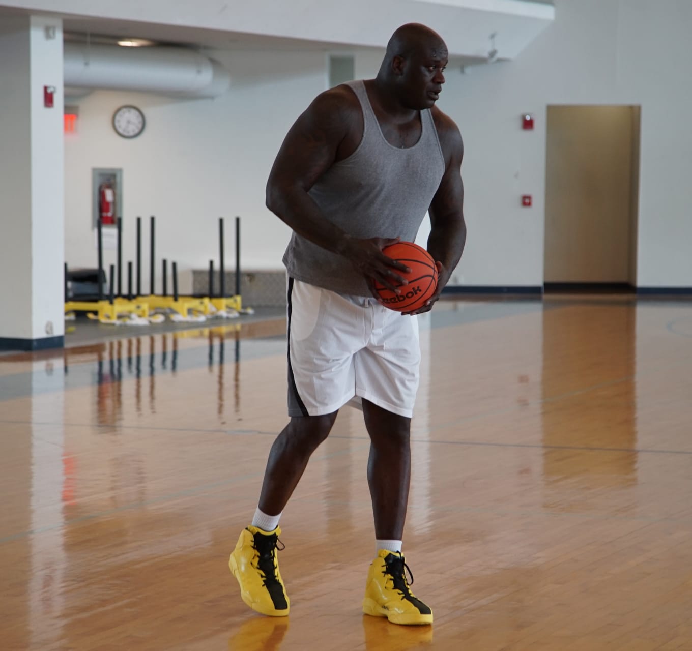 reebok shaq attaq on feet