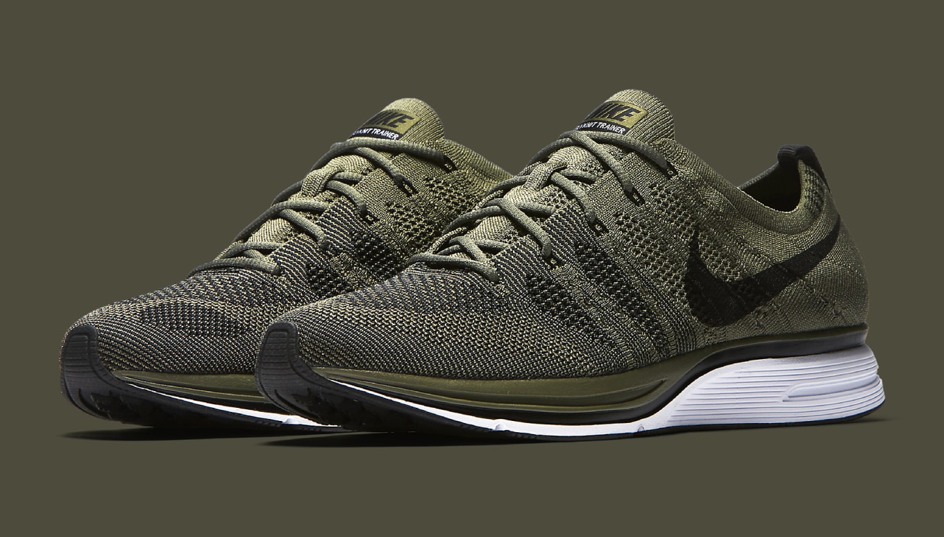 flyknit trainer olive