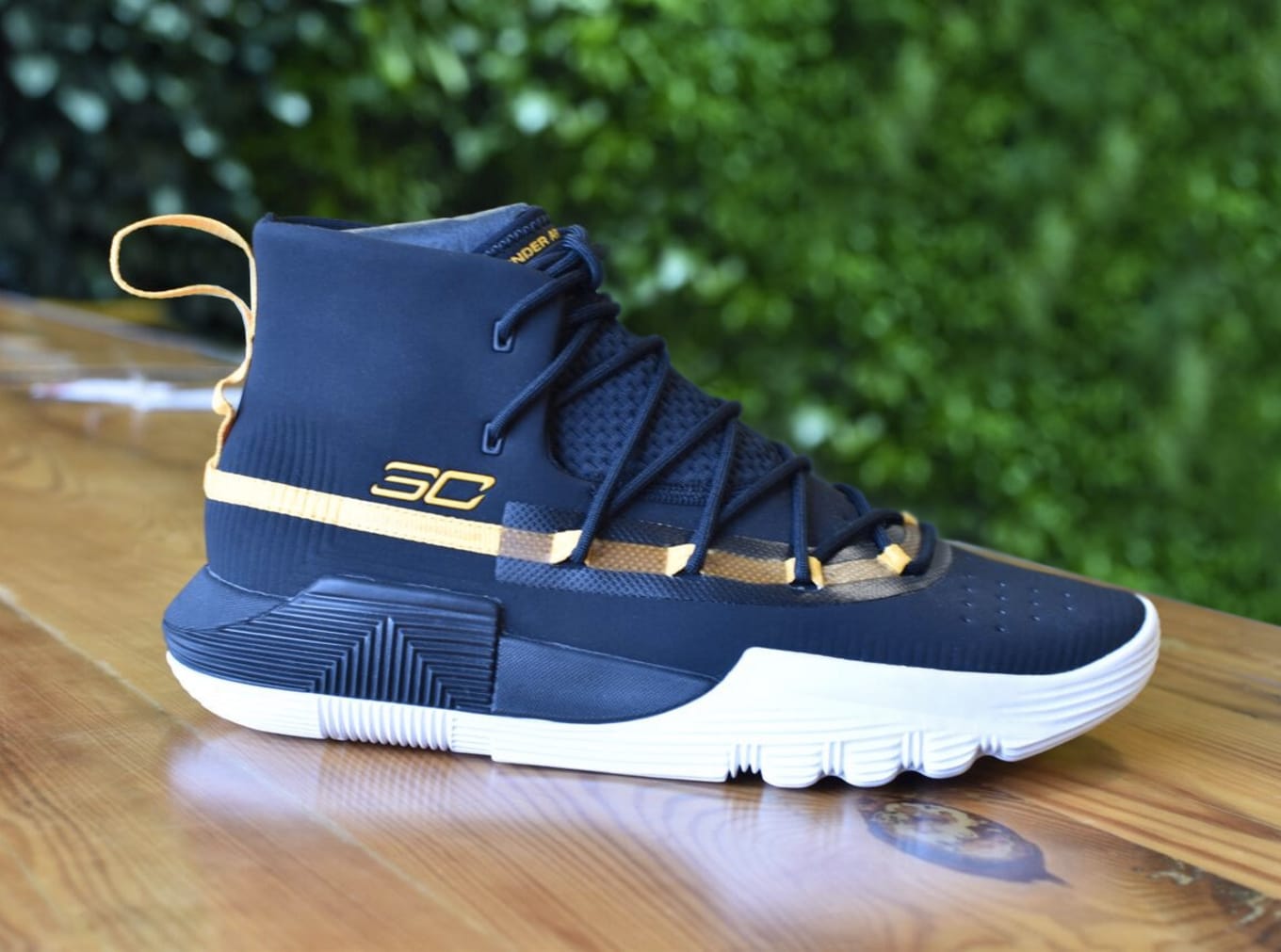 under armour curry 3zero