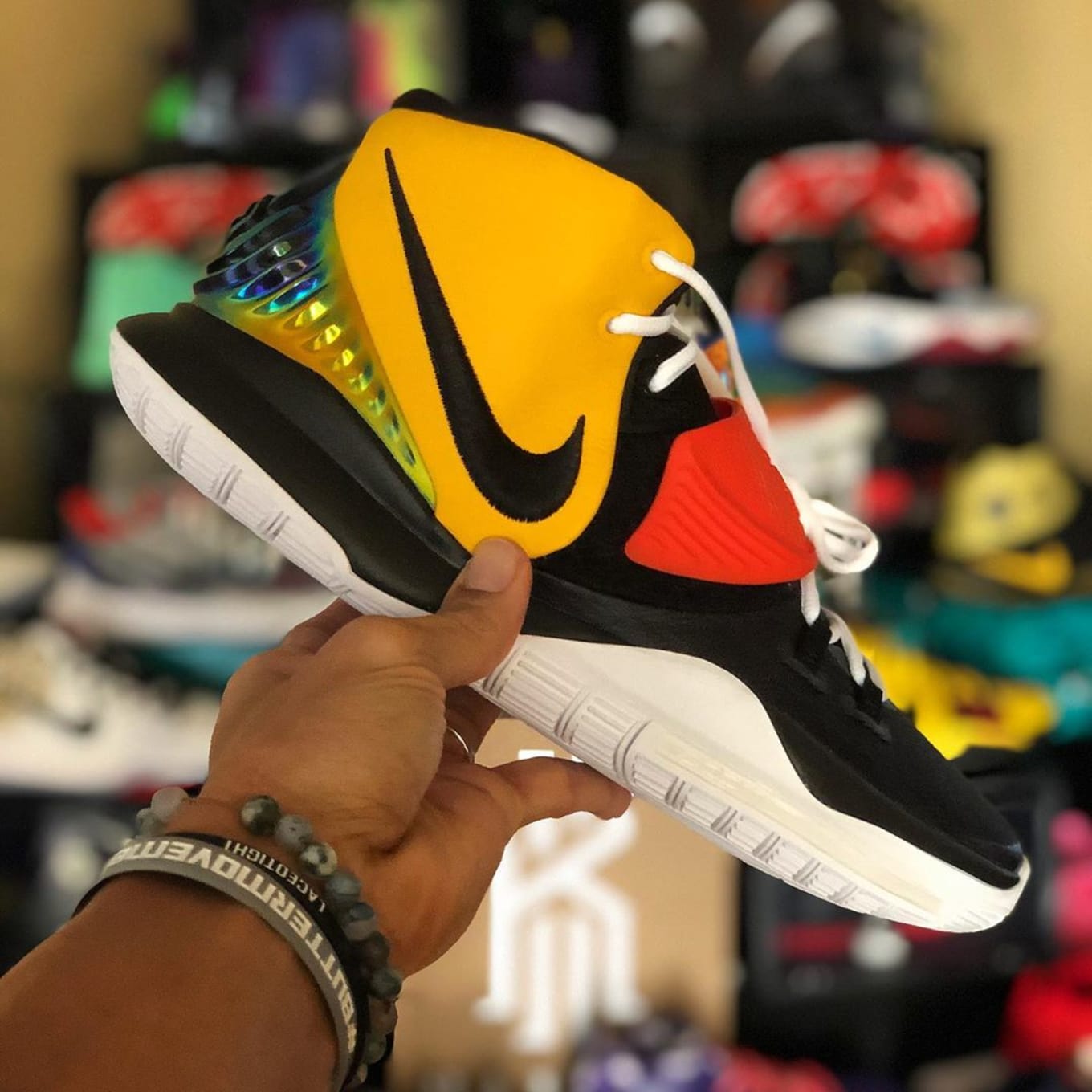 Kyrie 6 raygun Outlet