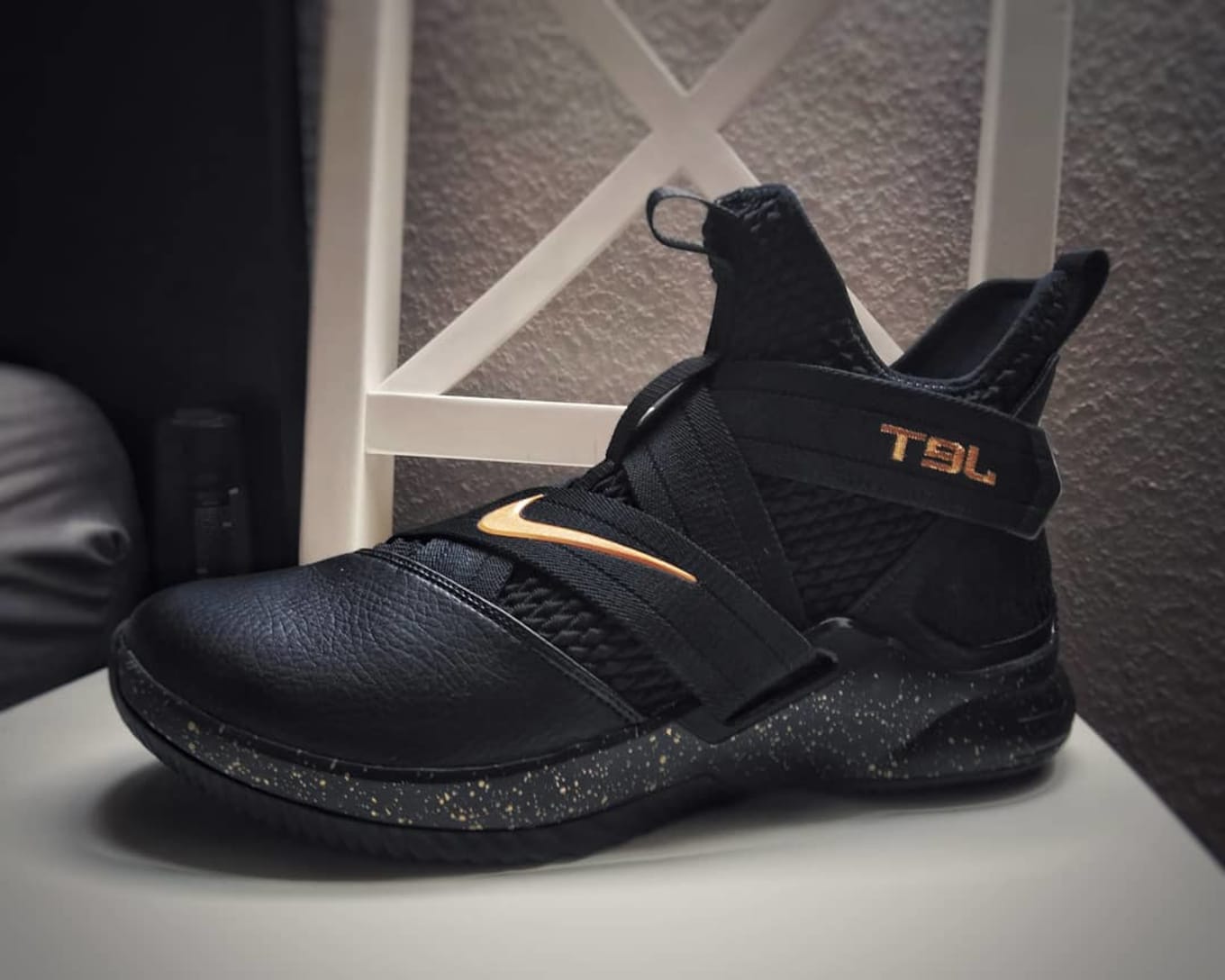 nike lebron soldier 12 black