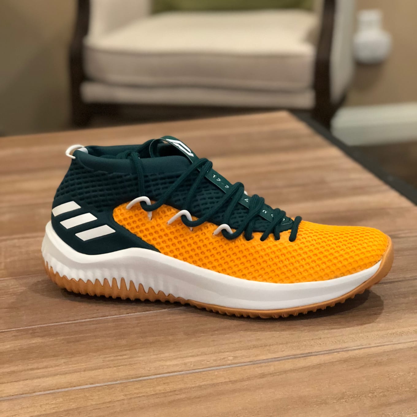 adidas dame 4 yellow