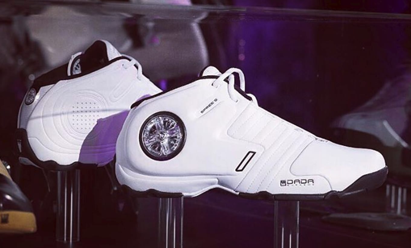 Dada spinner sneakers
