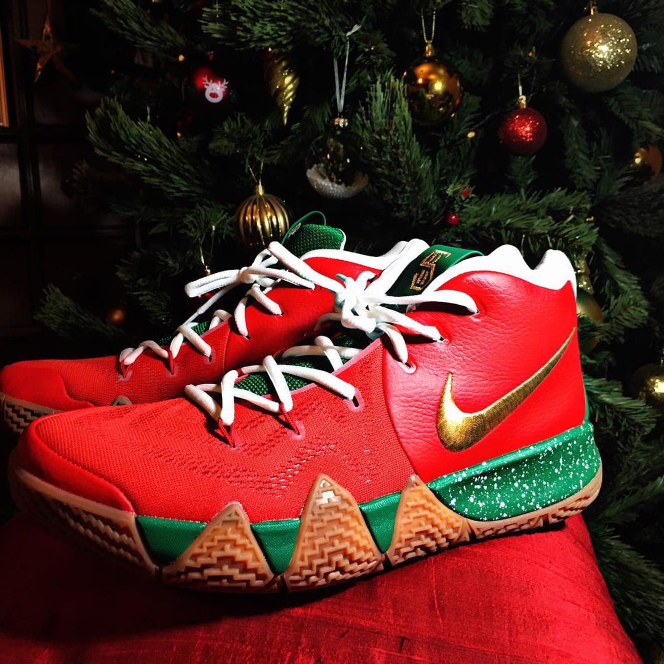 kyrie 4 christmas