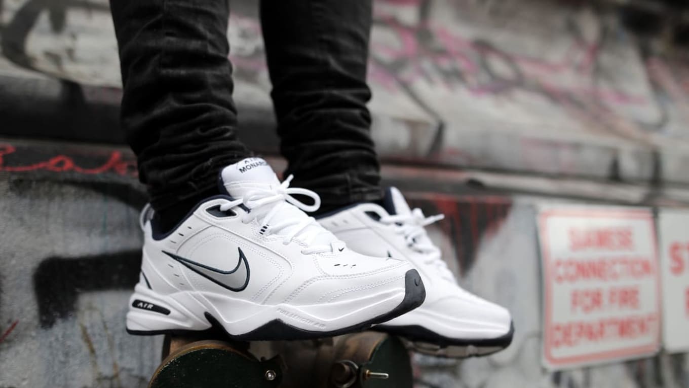 nike air monarch outfits