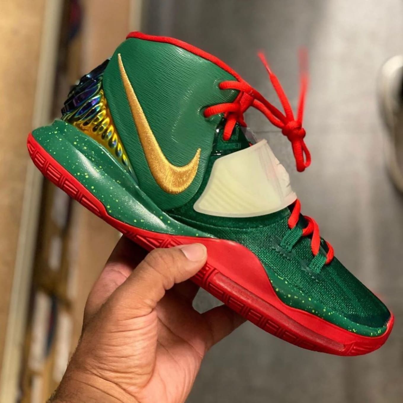 kyrie 6 christmas
