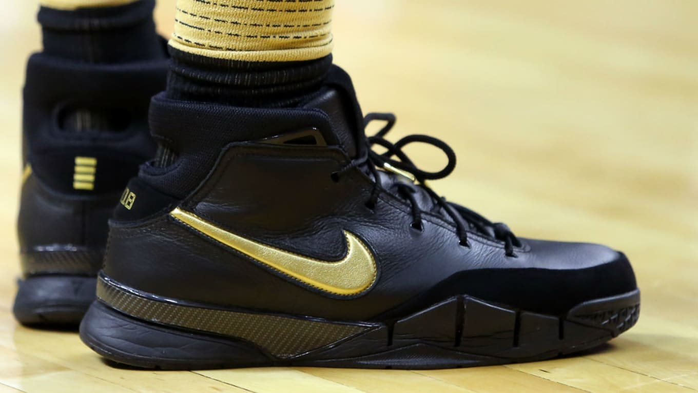 nike kobe black and gold