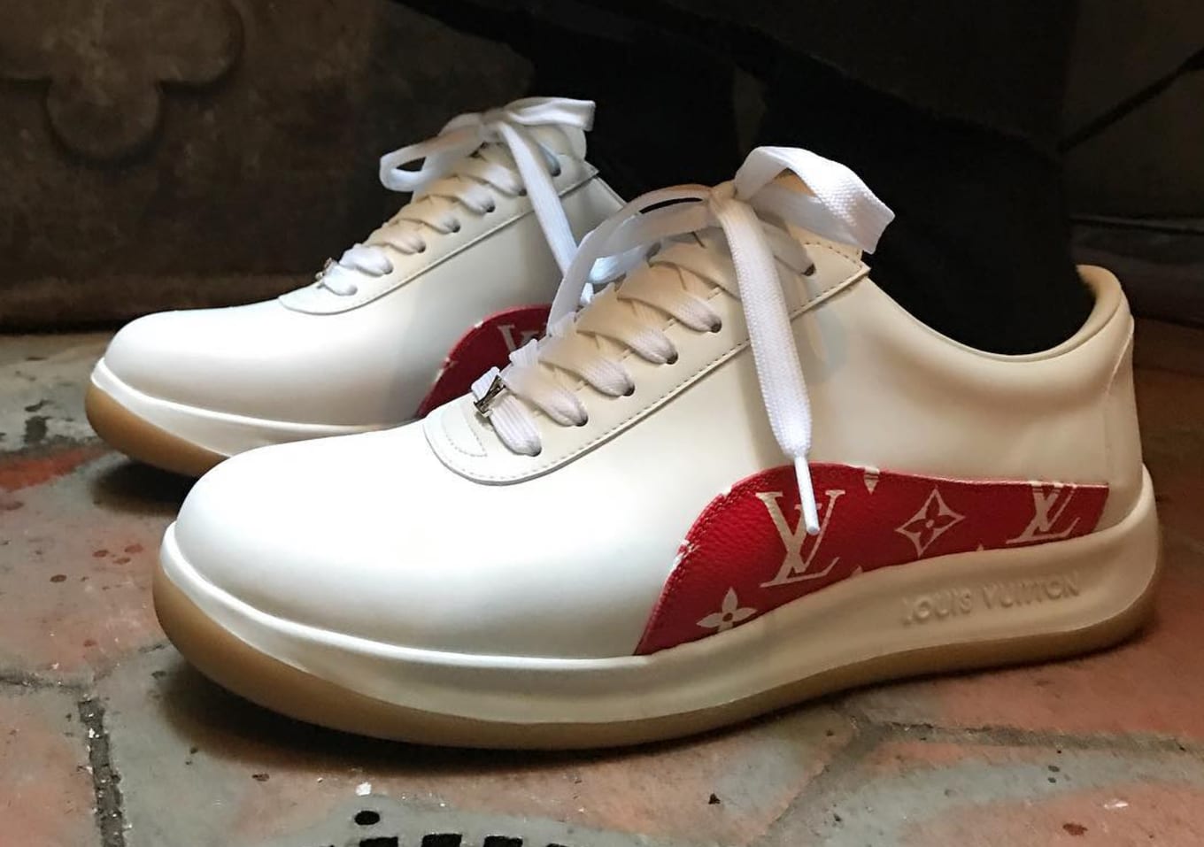 converse supreme louis vuitton