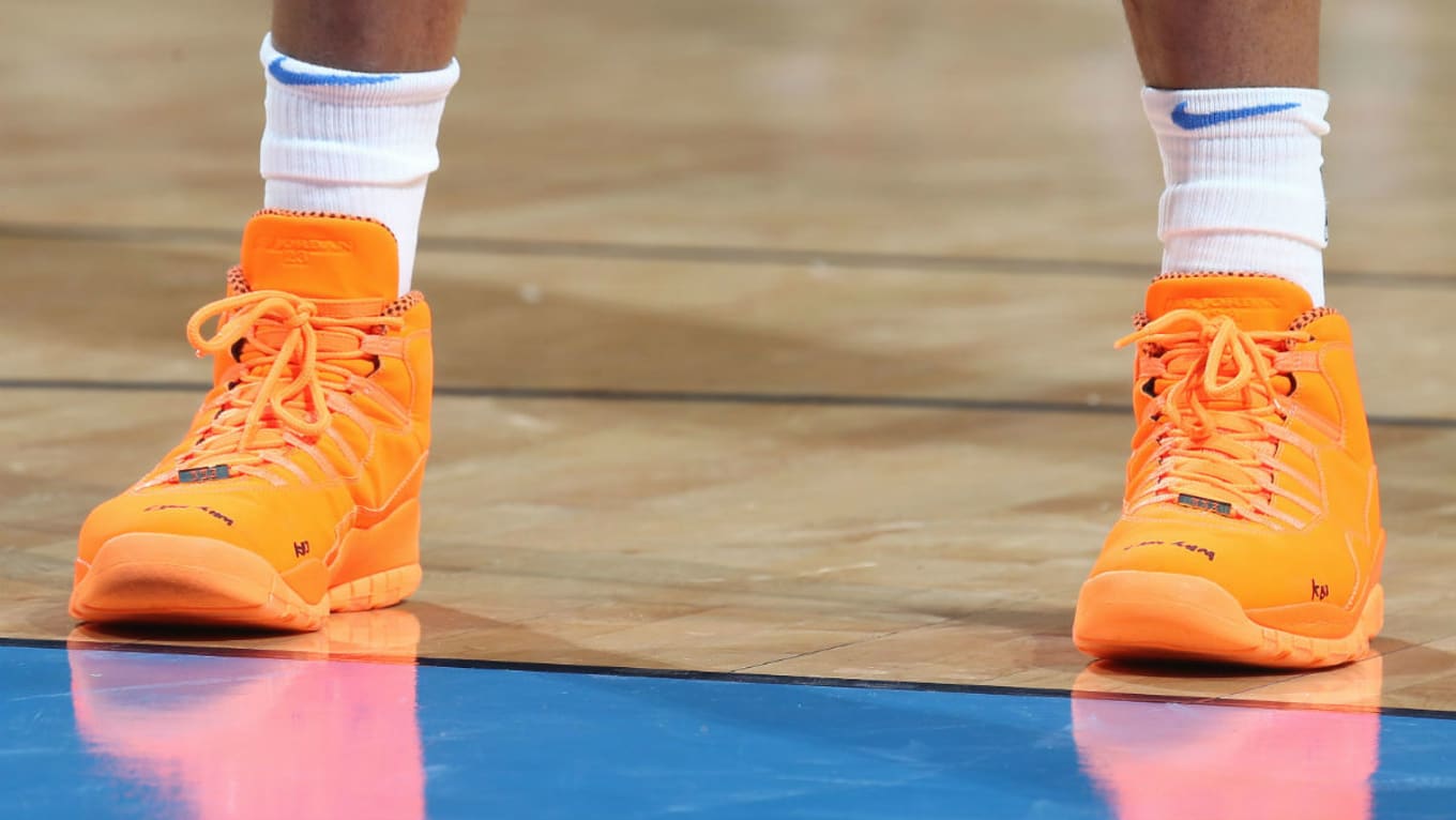 Jordan 10 orange