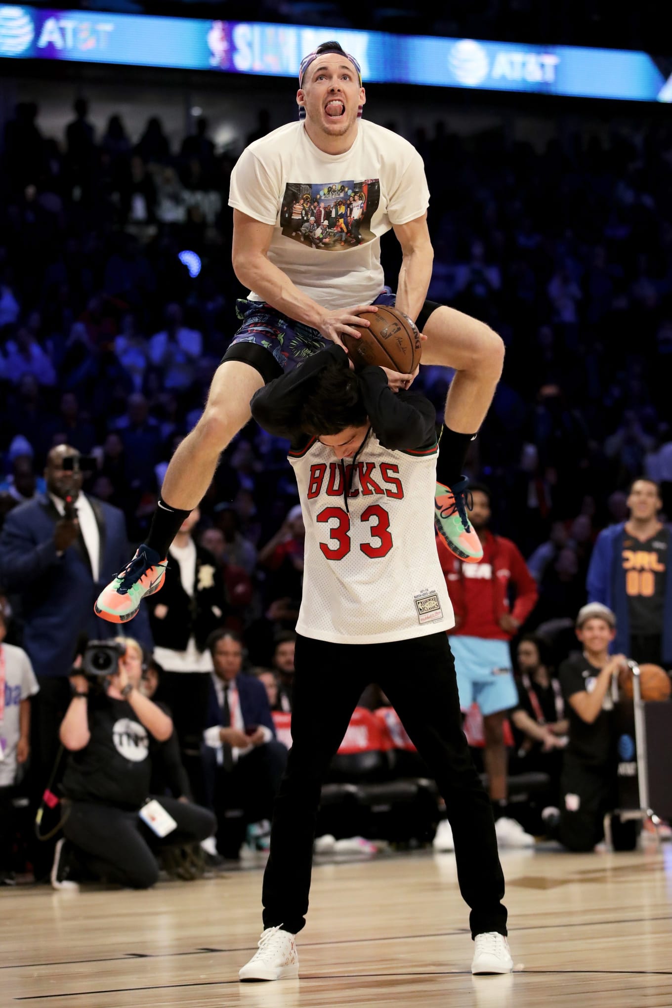 pat connaughton dunk