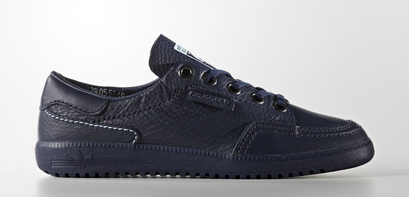 noel gallagher adidas shoes
