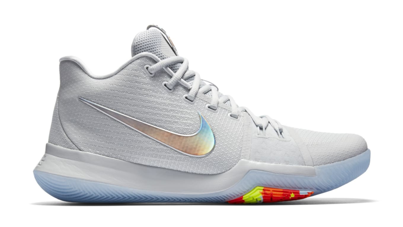 newest kyrie basketball shoes