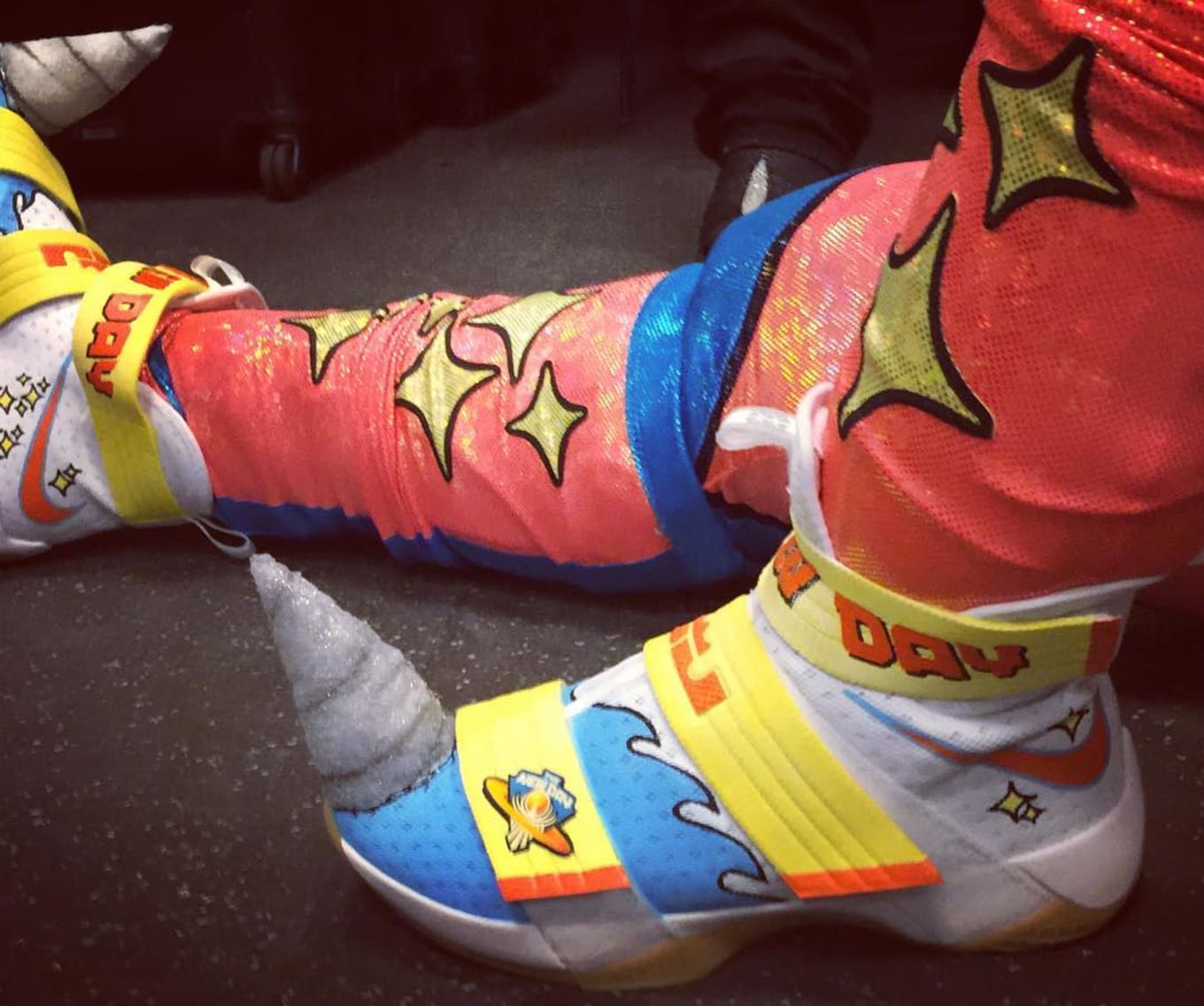 kofi kingston nike shoes