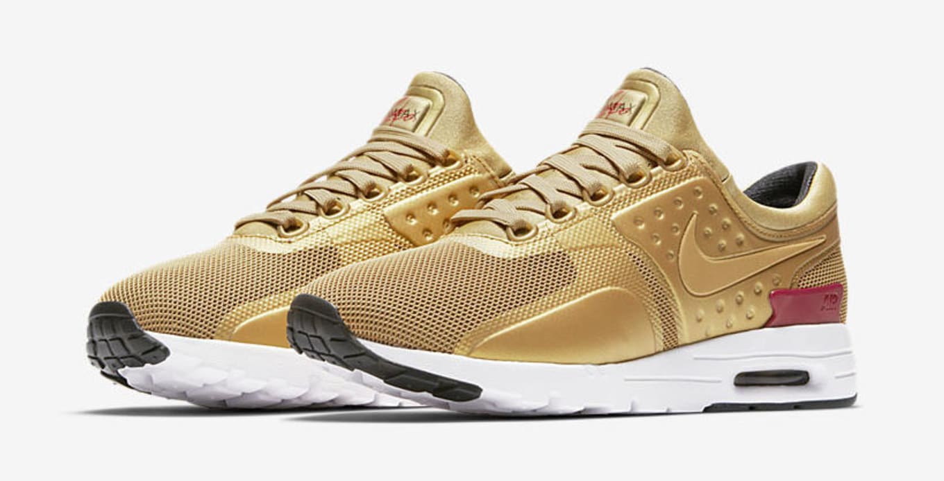 gold air maxes