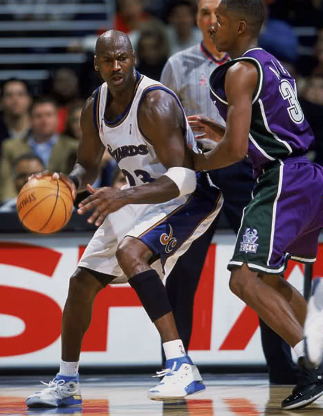 michael jordan wearing jordan 9