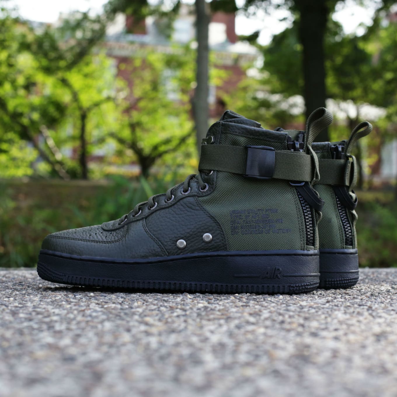 nike air force 1 mid military