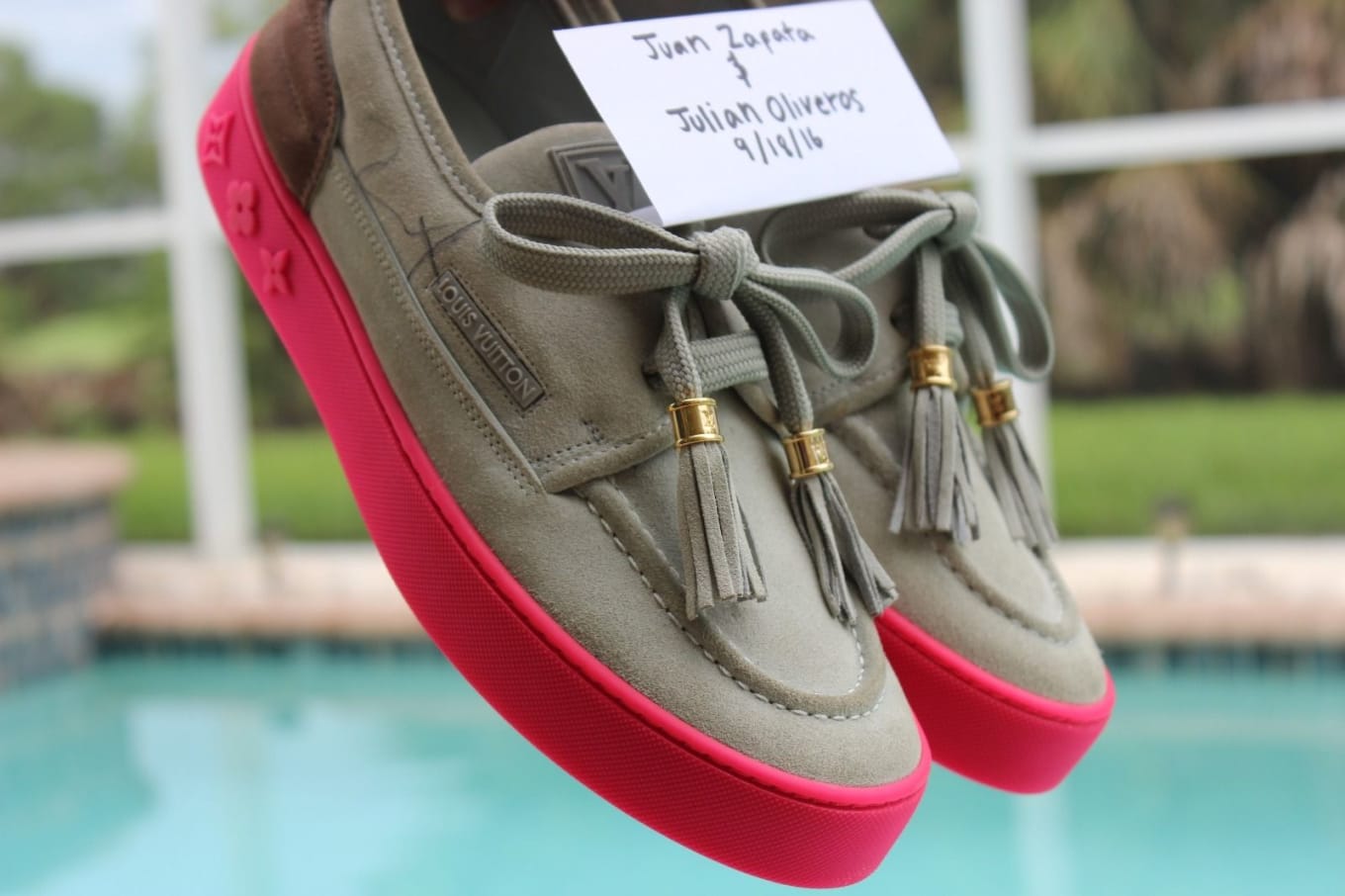 ø Blinke jeg fandt det Kids Selling Kanye West Signed Louis Vuitton Hudson Sneakers | Sole  Collector