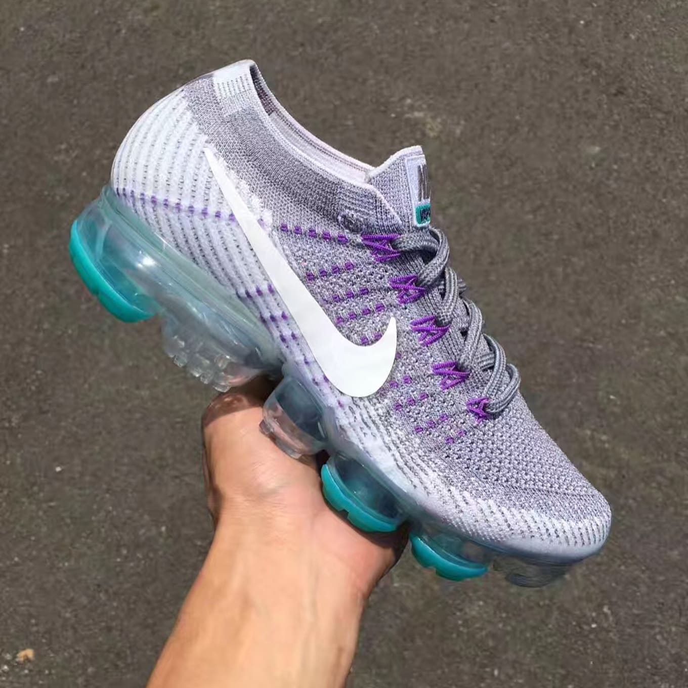 first vapormax colorway