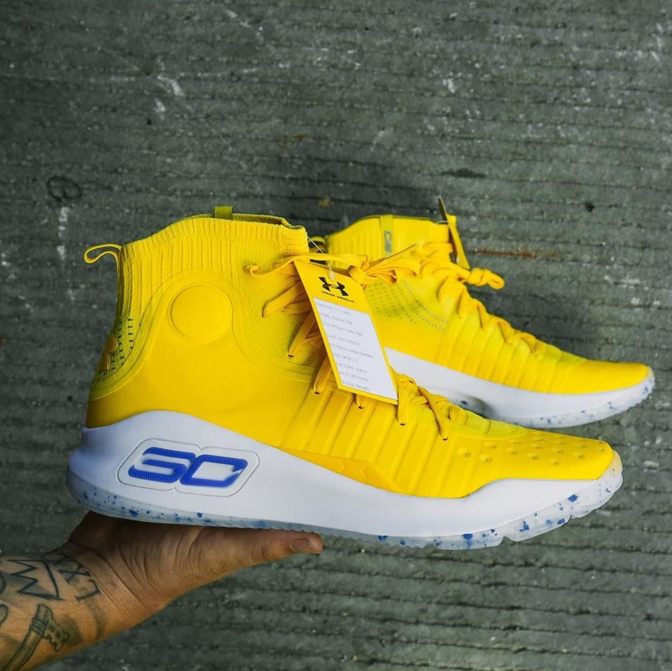 curry 4 yellow blue
