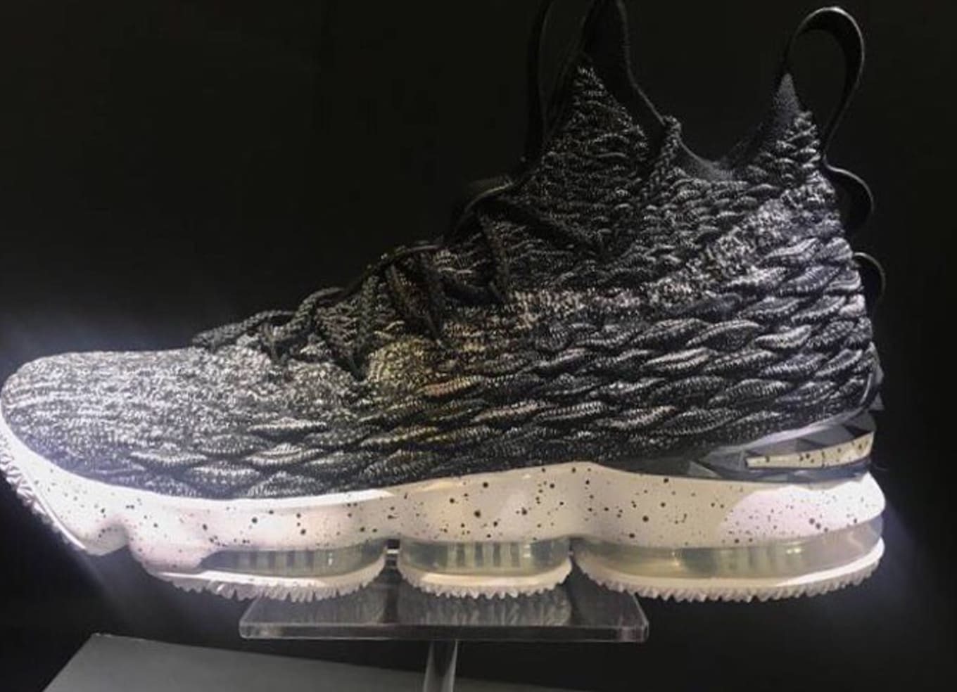 lebron 15 retail price