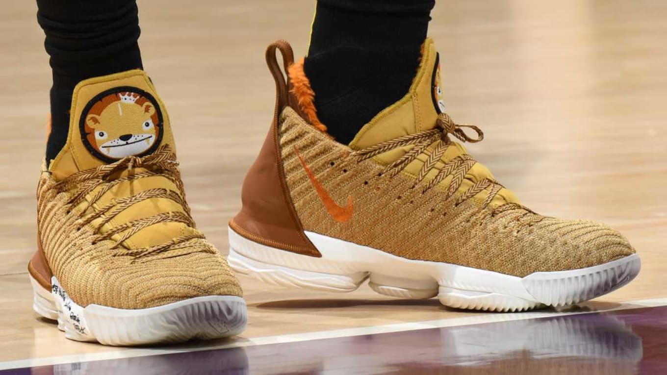 Lebron 16 little big cats Clearance