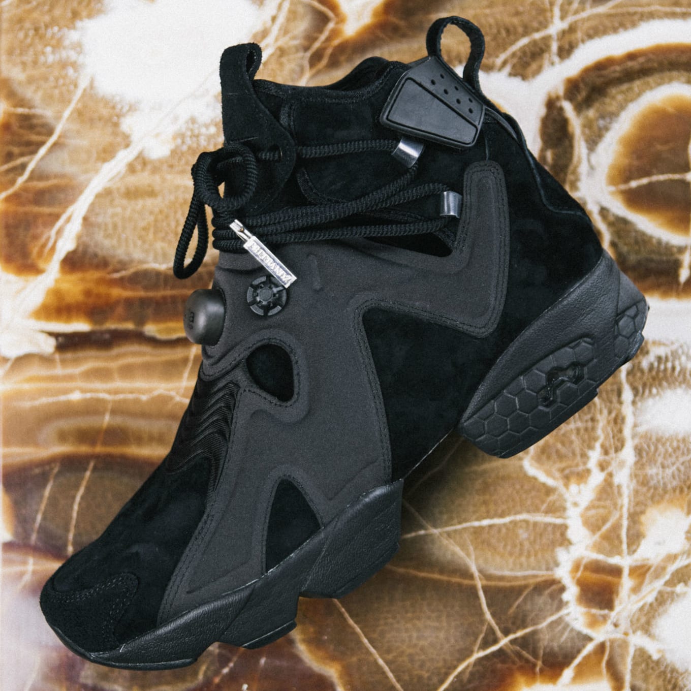 comfort gebonden Luchtpost Future x Reebok Furykaze Black Release Date BS7420 | Sole Collector