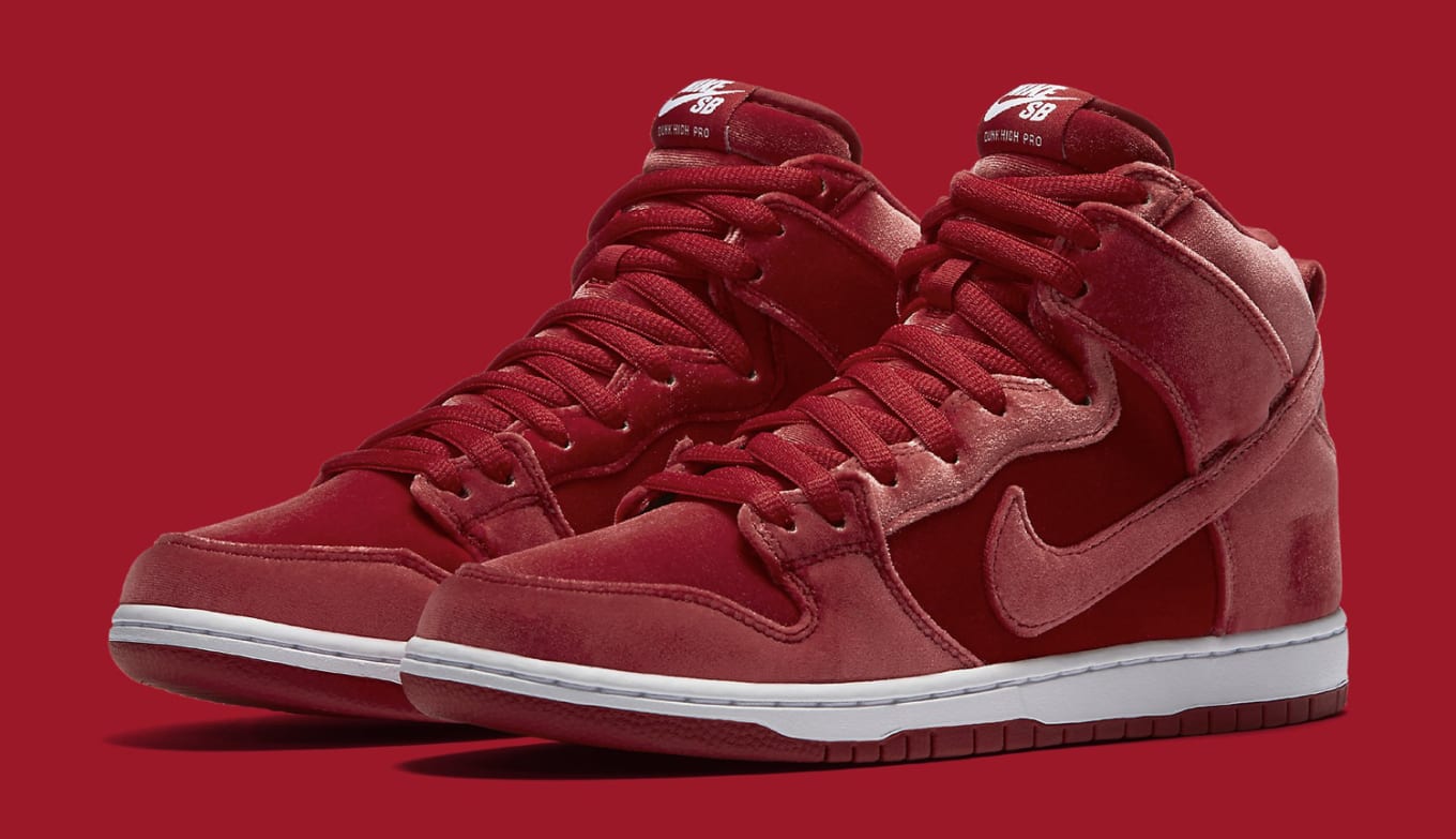 Red Velvet Nike SB Dunk High | Sole