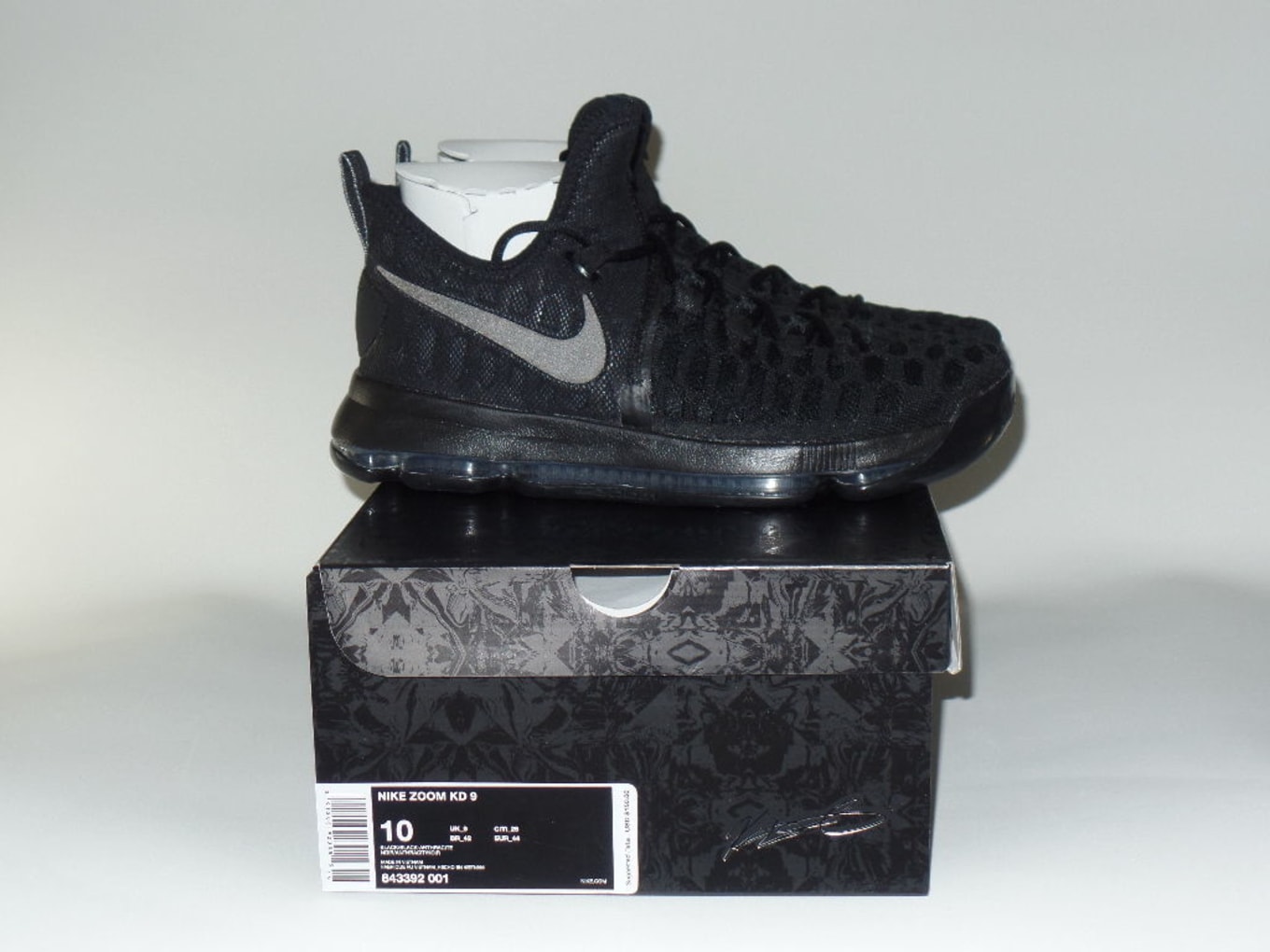 Kd 9 black space clearance