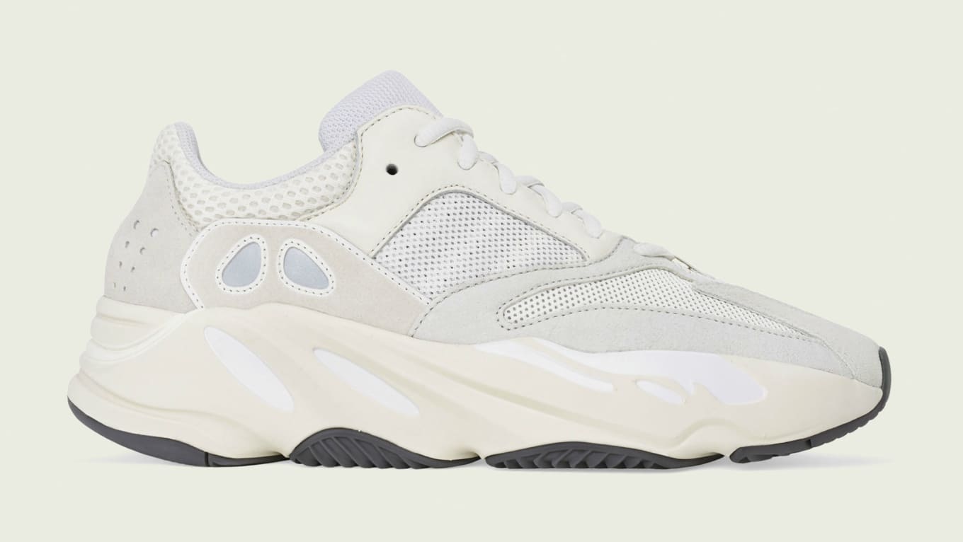 white chunky yeezy