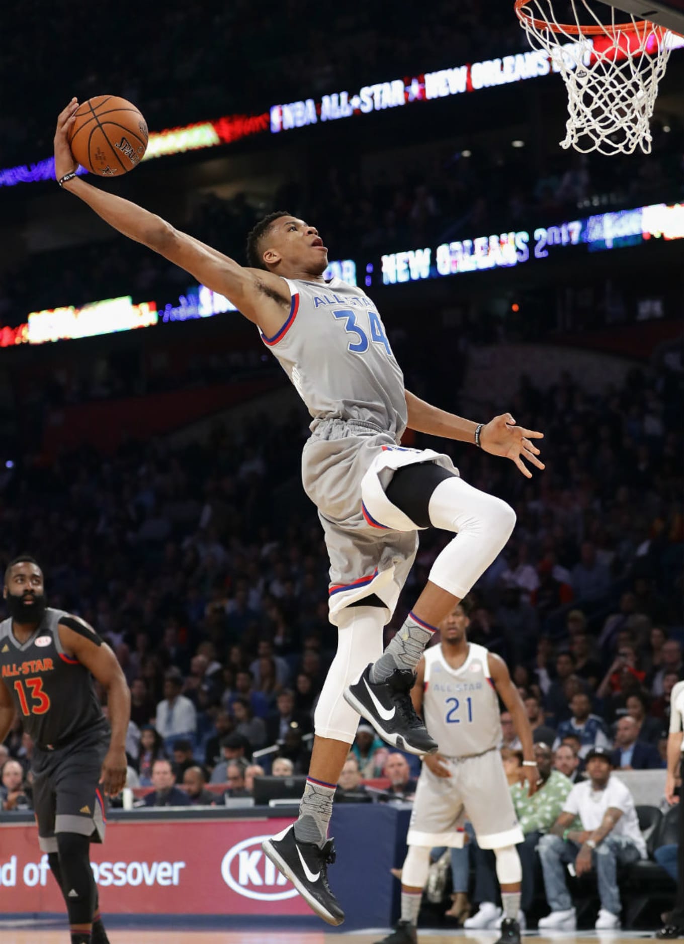 giannis antetokounmpo all star shoes