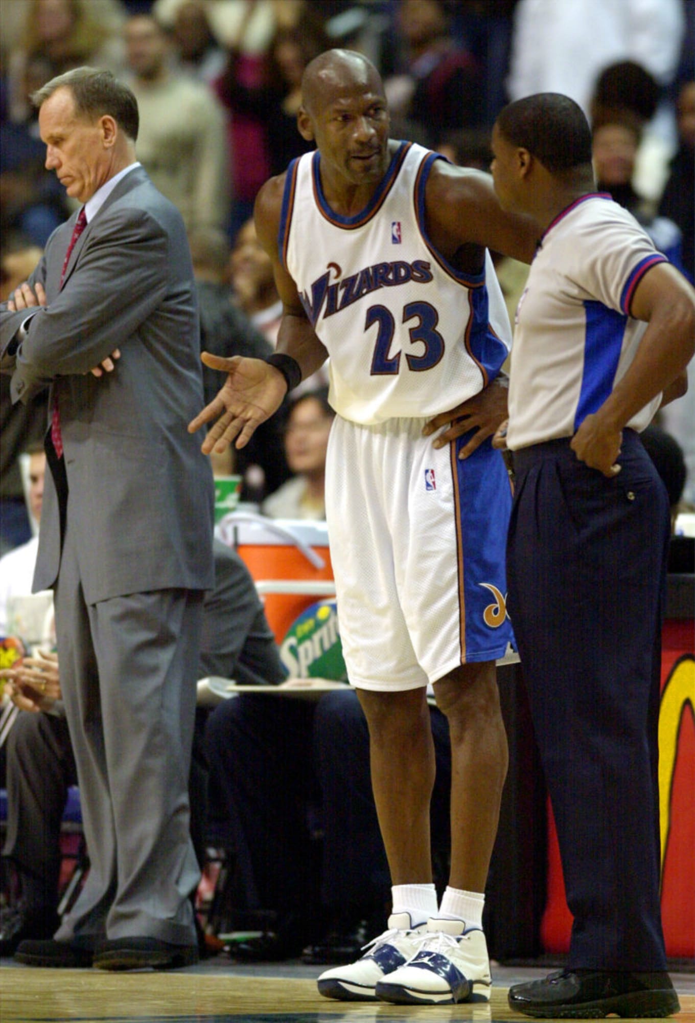 jordan wearing jordan 13 flint