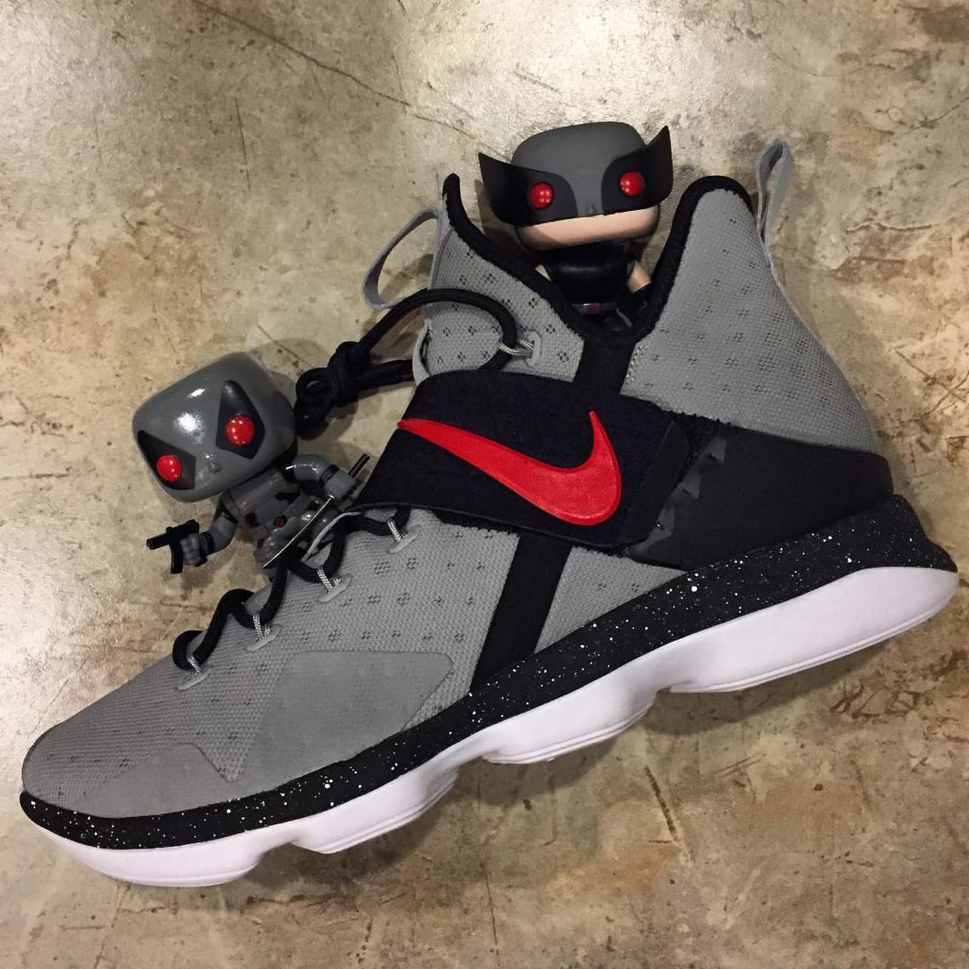 nike marvel trainers