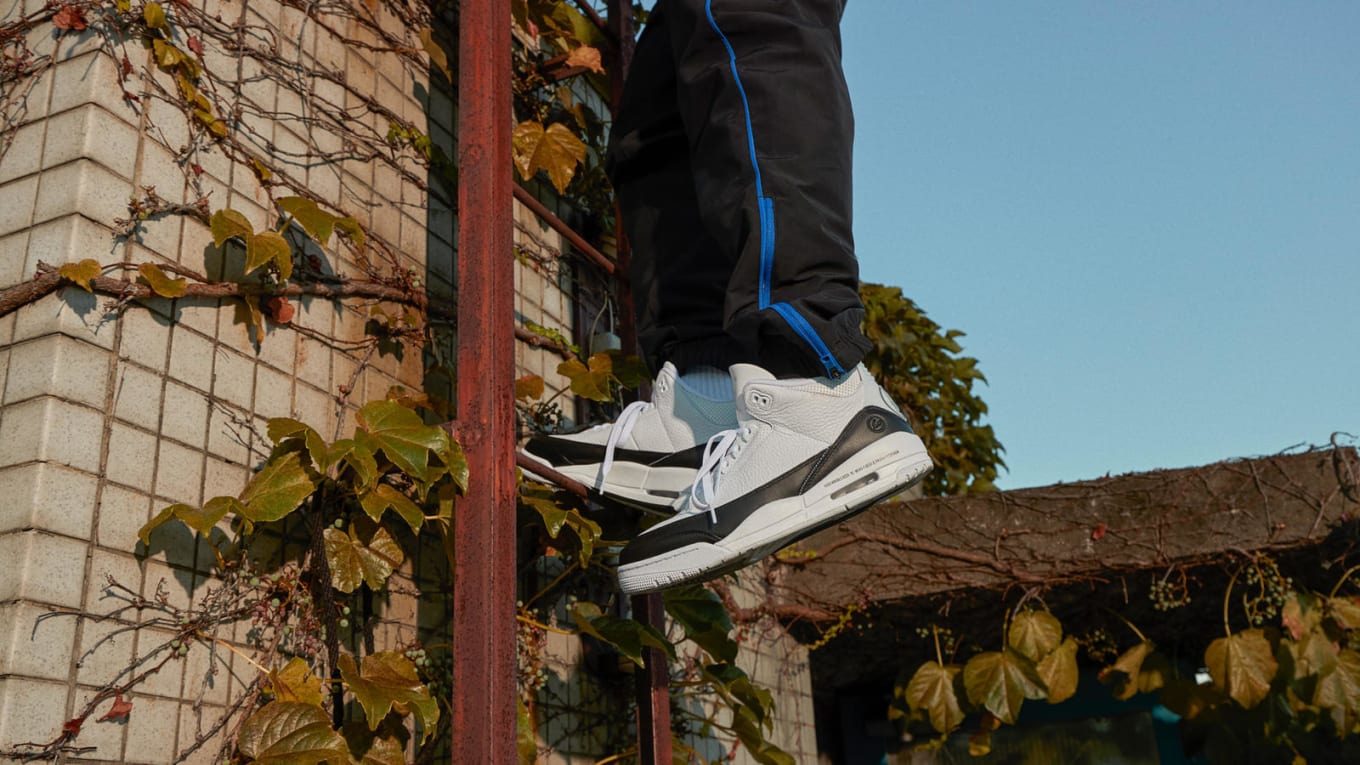 fragment jordan 3 on feet