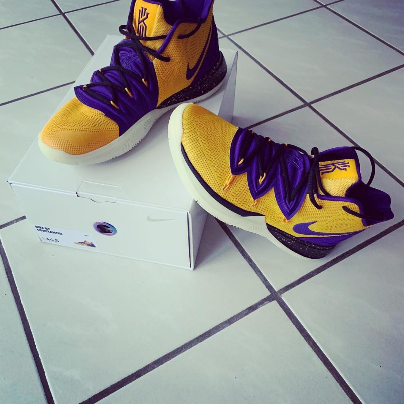 kyrie 6 lakers