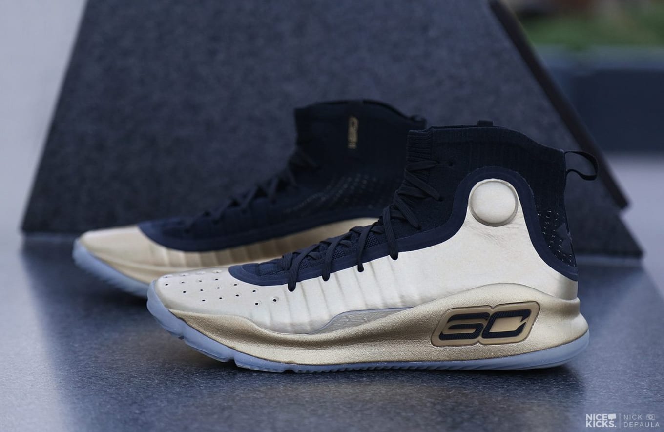 curry 4 gold and white