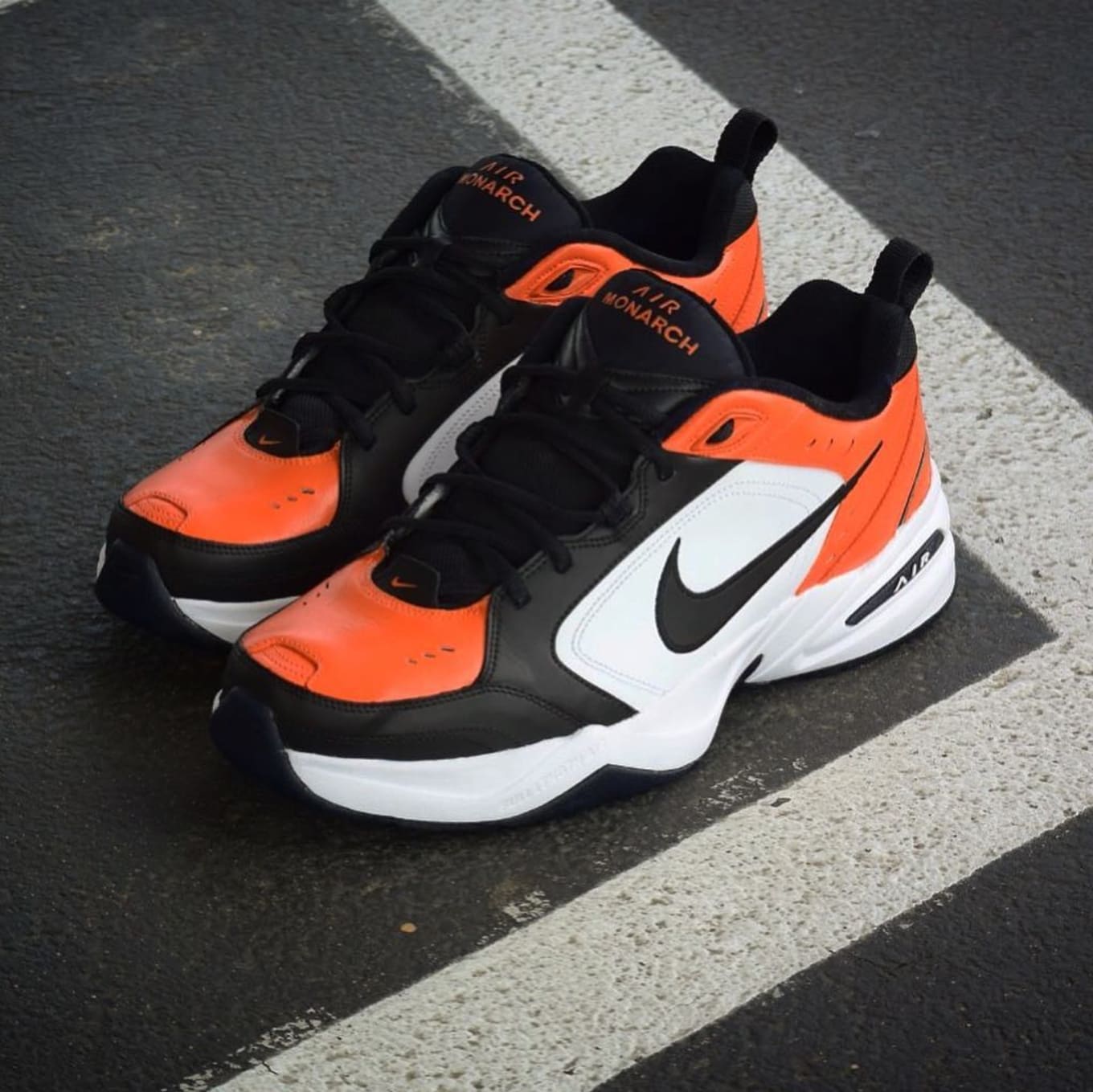 custom air monarchs