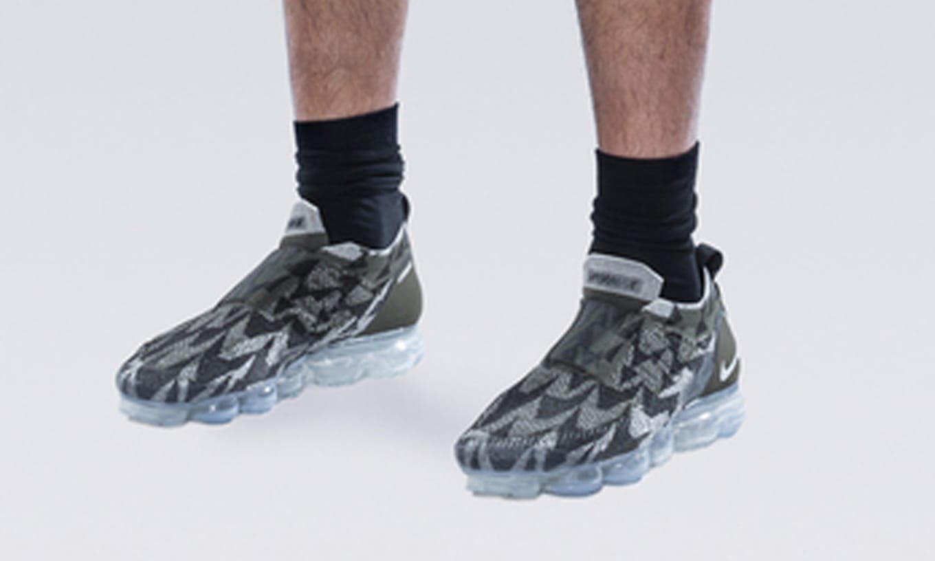 acronym x nike vapormax moc 2